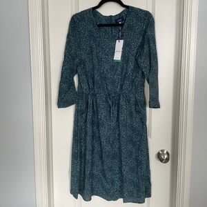 NWT - Joules Alena (blue animal) 3/4 sleeves Dress with pockets. Size us 10